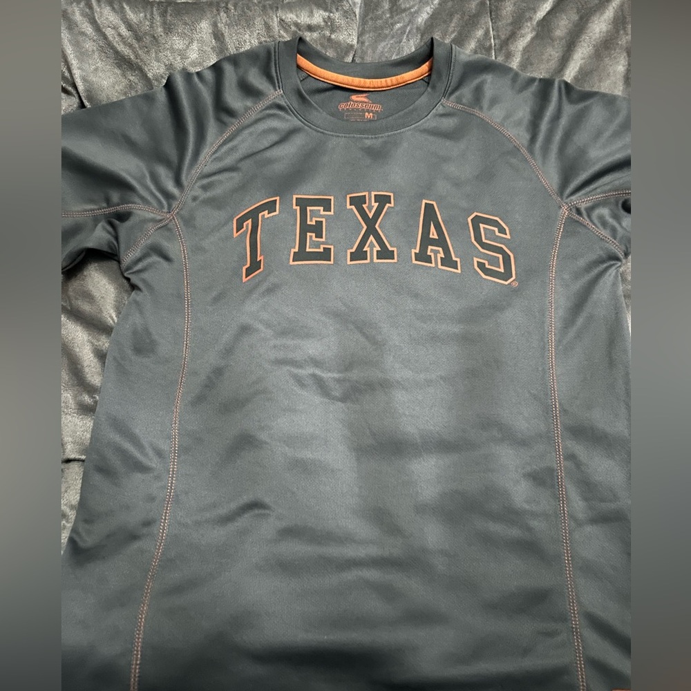 Men’s longhorn Medium tee